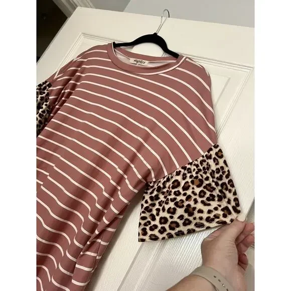 Haptics Women’s Striped Top With Leopard Print Sleeves Size Large - Picture 5 of 7